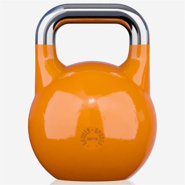 Kettlebell arancione Gorilla Sports 28 kg, attrezzo fitness per bodybuilding su sfondo bianco.