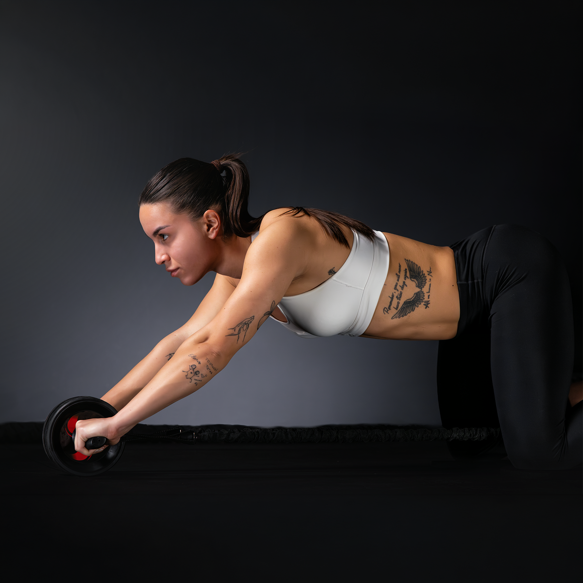 Set Addominali con Rullo Ab Roller, Bande Elastiche e Push Up Bar